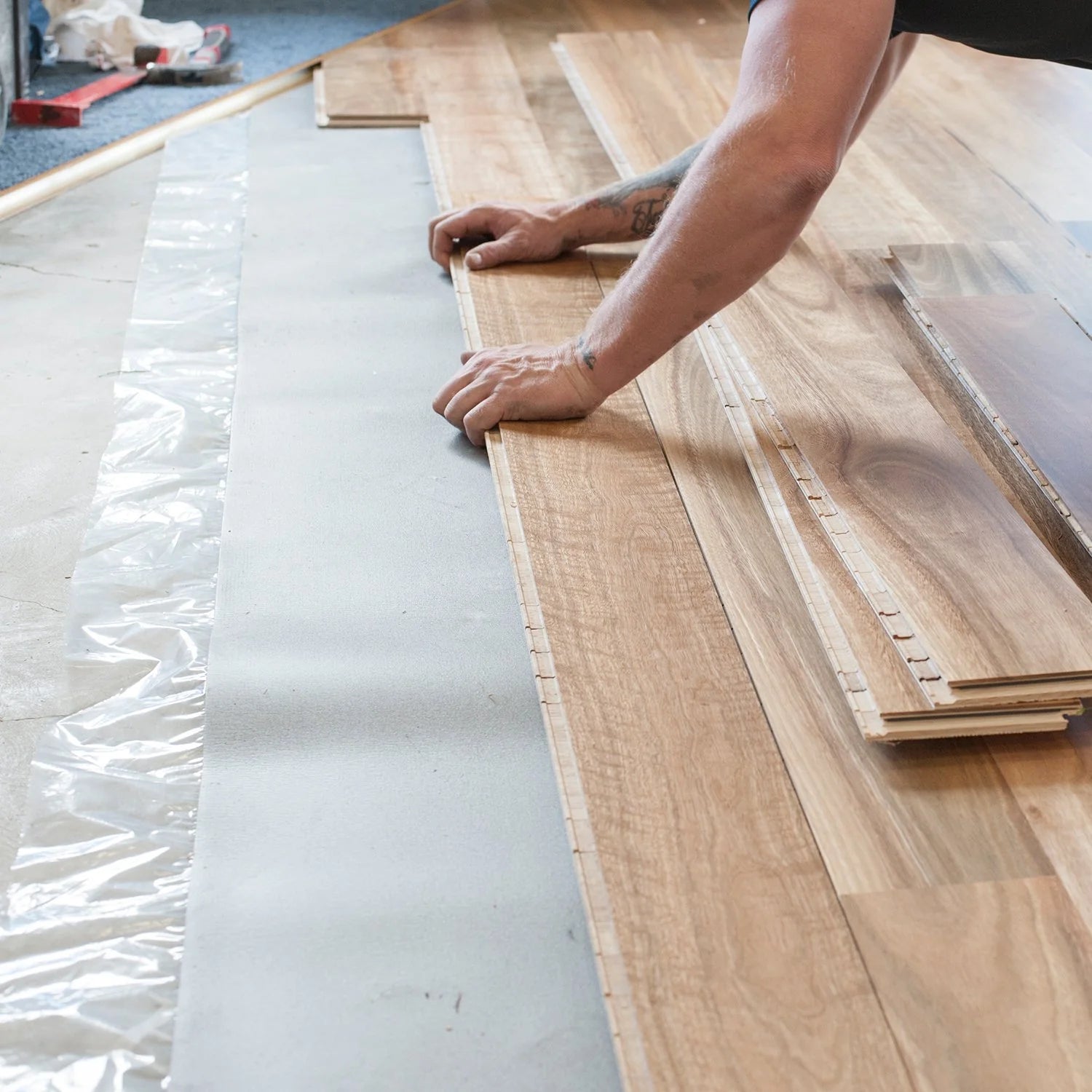 Floating Vs. Dual Bond Flooring Installation