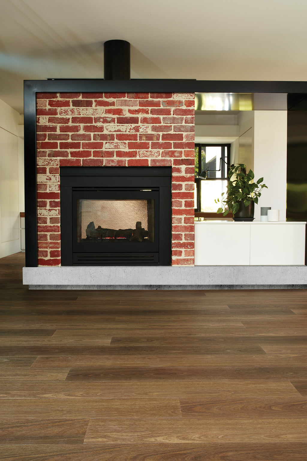 Northern Spotted Gum Hybrid Flooring