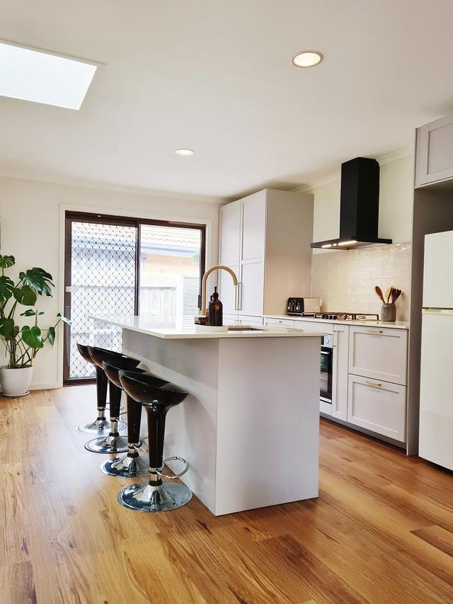 Native Blackbutt Hybrid Flooring