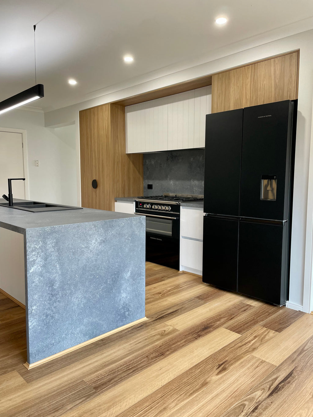 Native Blackbutt Hybrid Flooring